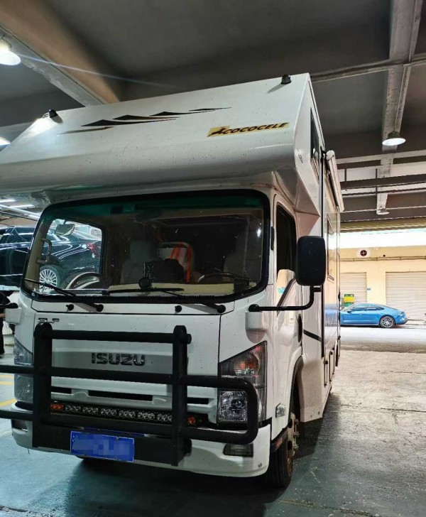 五十铃700P轻卡房车，升级霸哥AG手调氮气减震