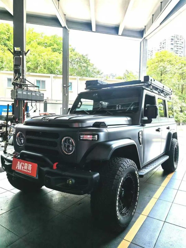 新款212升级霸哥AG氮气减震