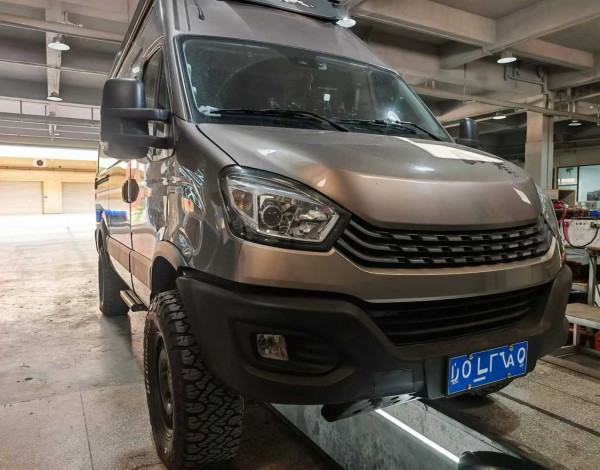 依维柯旅居房车升级霸哥AGshocks手调氮气减震